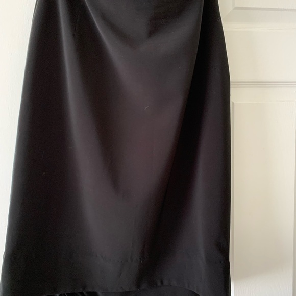 Authentic vintage Prada black skirt size 44 with bow on the back - Picture 3 of 13